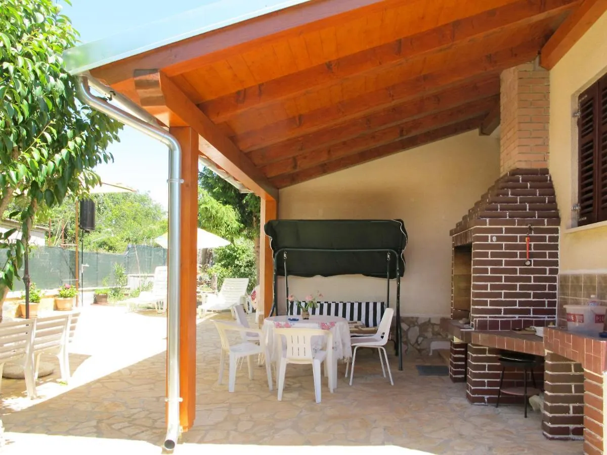 Holiday Home Lara - Pul410 By Interhome Peroj Croatia